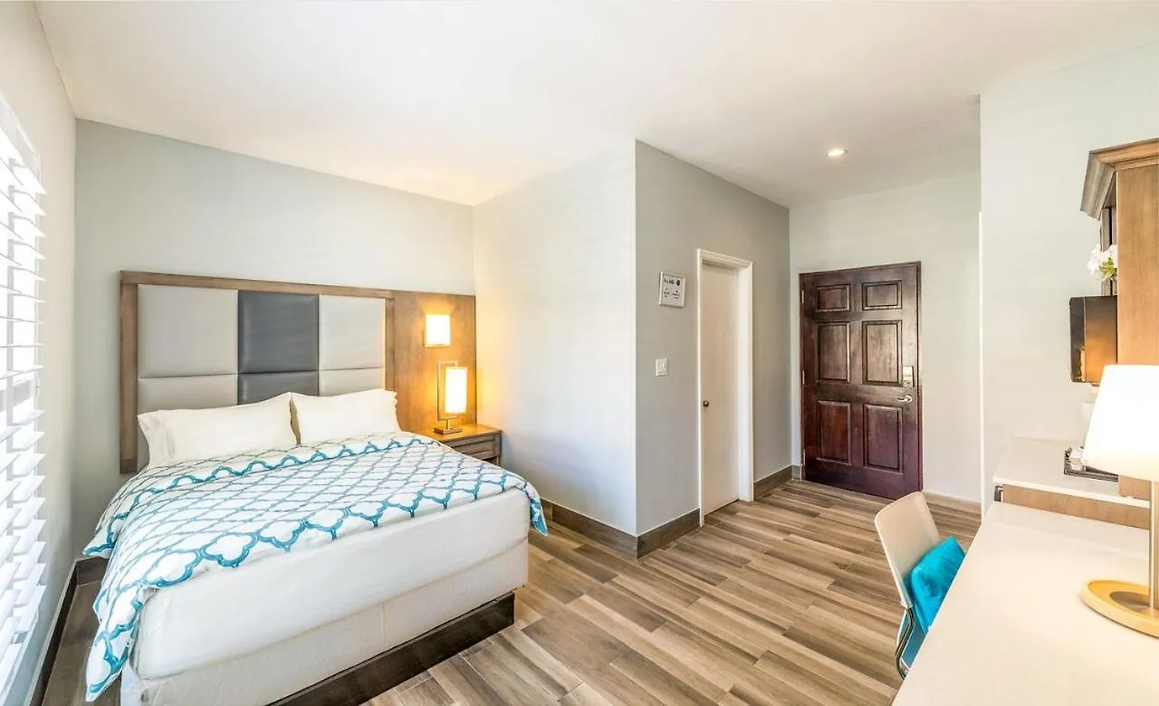 Sea Esta Studio III - Cozy For Couples! Turtle Cove 0*,  Turks And Caicos Islands